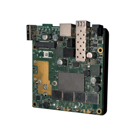 MikroTik L23UGSR-5HaxD2HaxD Tri-Band Wi-Fi 6 AP ROS